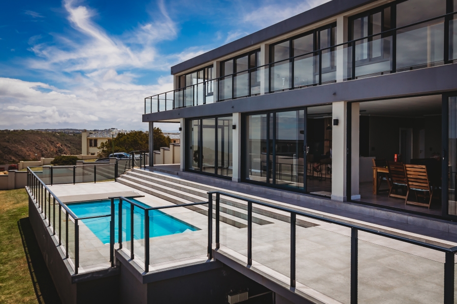 4 Bedroom Property for Sale in Le Grand Golf Estate Western Cape